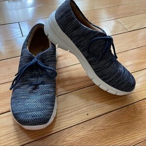 Nurse Mates Pillowtop Slip Resistant Sneakers